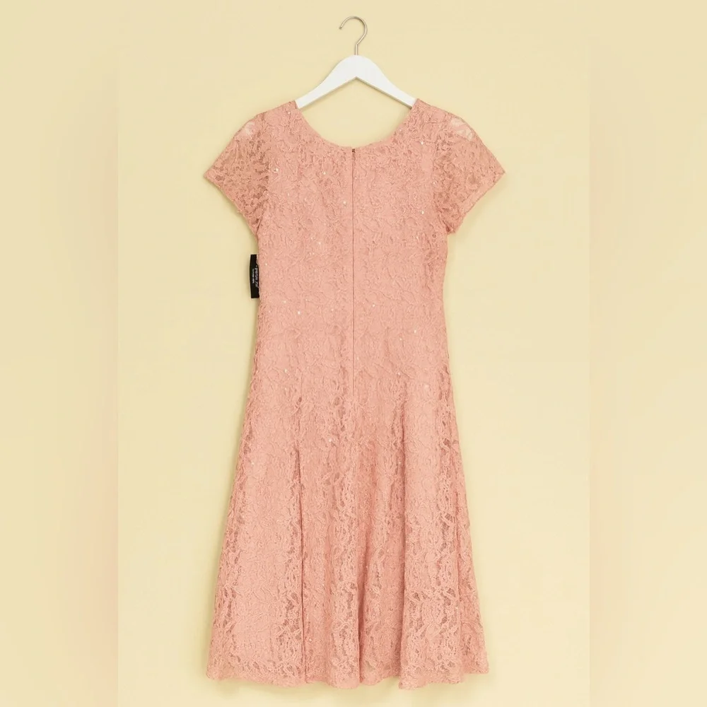 SLNY Pink Lace Sequin Fit & Flare Midi Dress Women’s Size 8 NWT - Picture 2 of 2